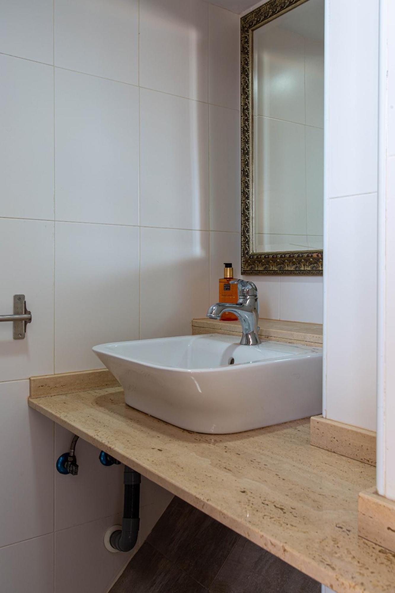Arsenal 31 By Seaward Suites Villajoyosa Exterior photo